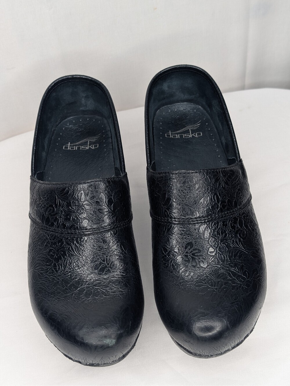 Dansko Black Floral Embossed Leather Clogs Size 37EU 6.5-7US